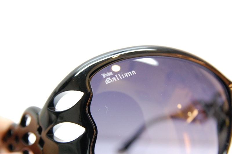 JOHN GALLIANO 01 | Eyewear Life Blog